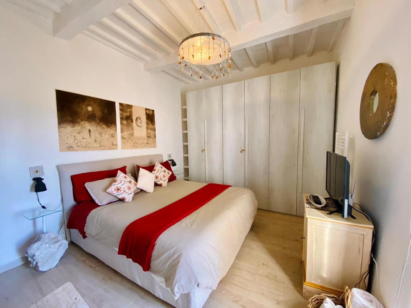 La Sorpresa Sul Bastione With Panoramic Balcony Appartement Pitigliano Buitenkant foto