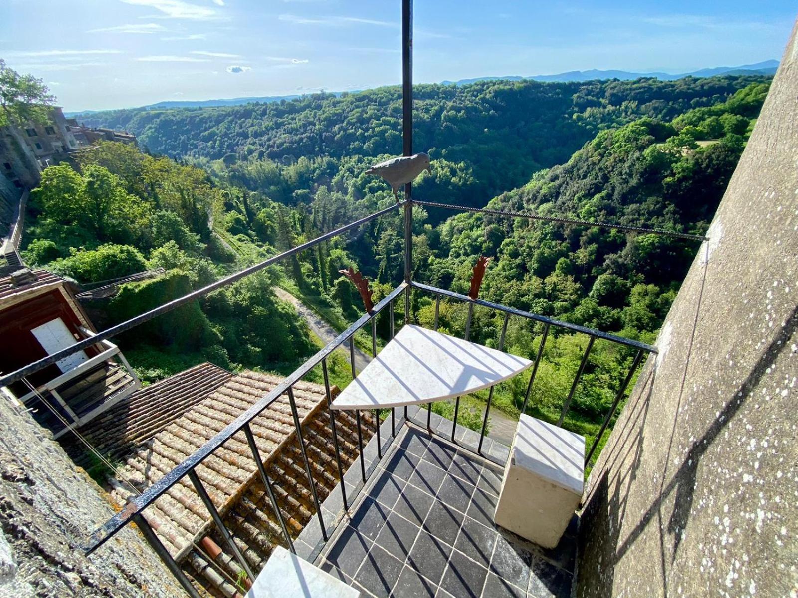 La Sorpresa Sul Bastione With Panoramic Balcony Appartement Pitigliano Buitenkant foto